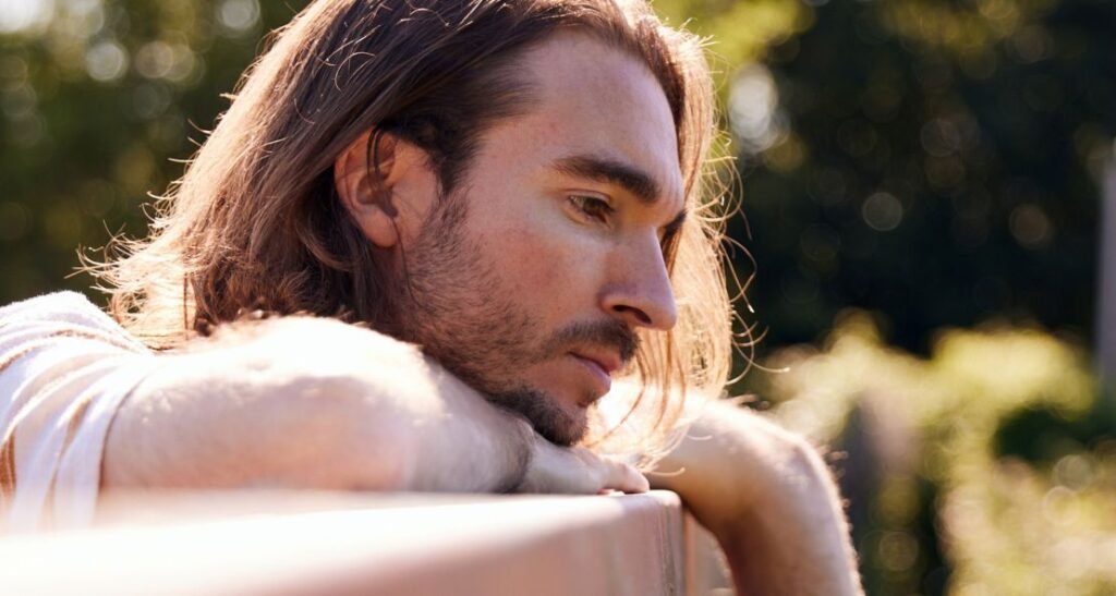 Tom The Lion Amber: A Sonic Journey into Nostalgia and New Beginnings