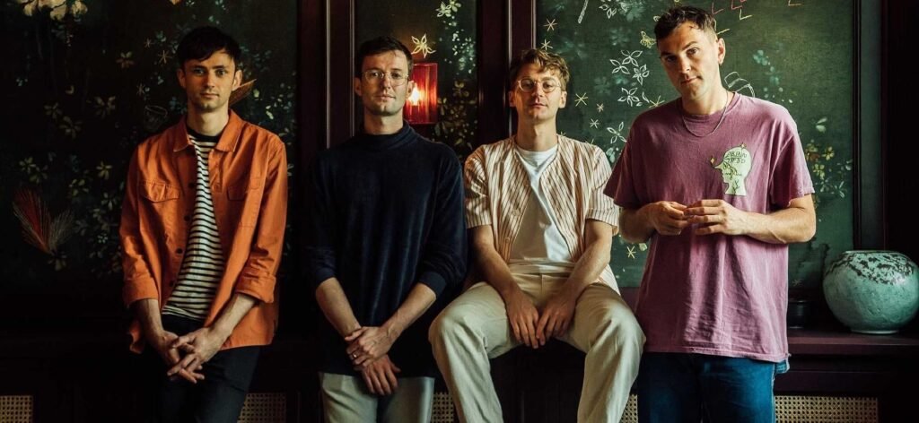 From TikTok to Top Charts: The Journey of Glass Animals’ Heat Waves Lyrics From TikTok to Top Charts: The Journey of Glass Animals’ Heat Waves Lyrics